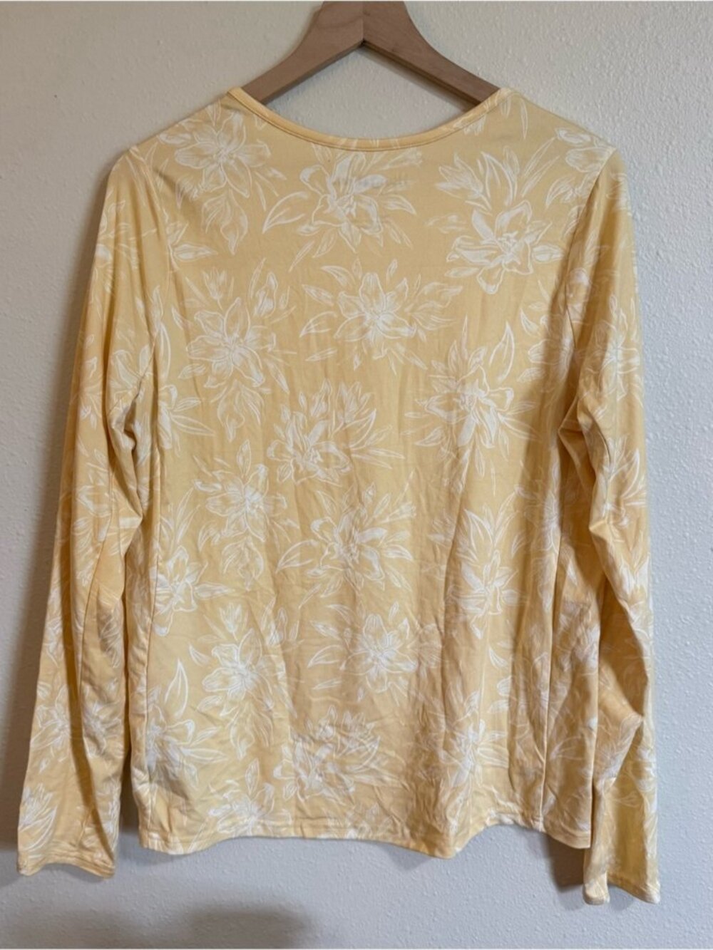 Women’s Long Sleeve, UV Protection /UPF 50+, Size  L - Picture 2 of 3
